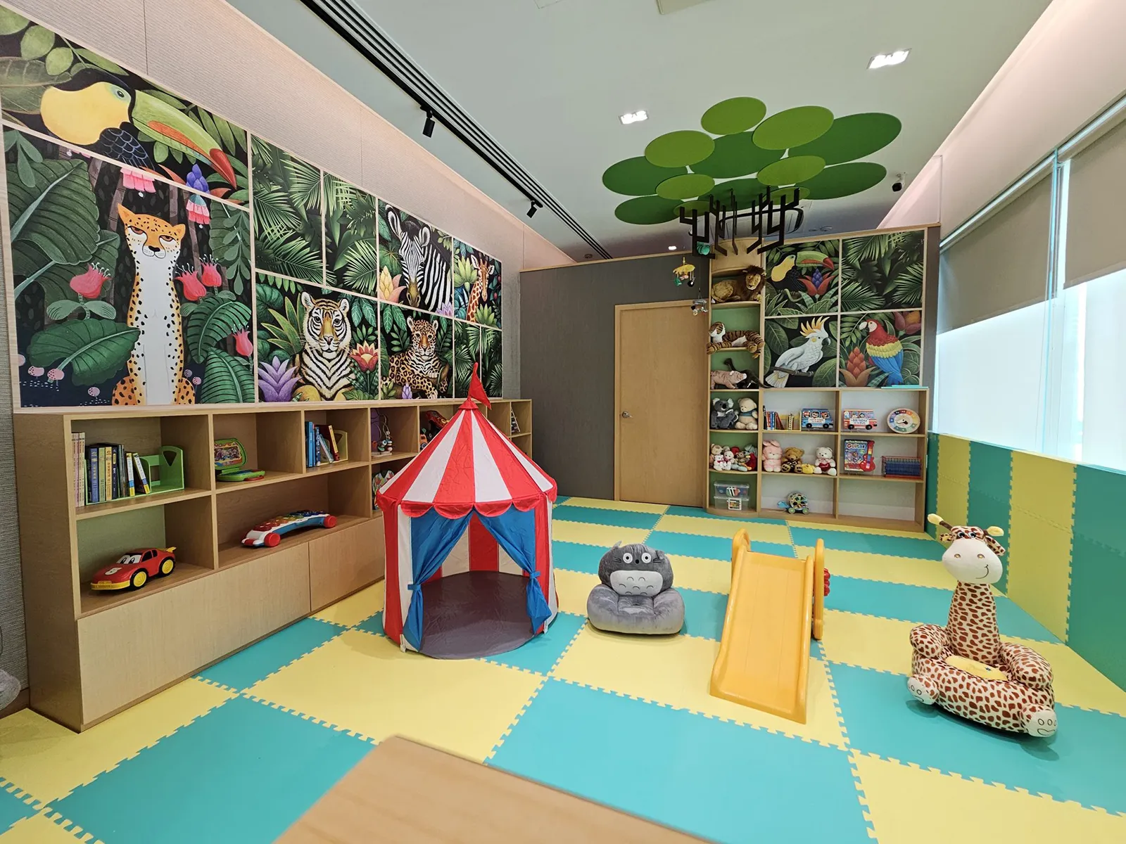 le_playroom_04